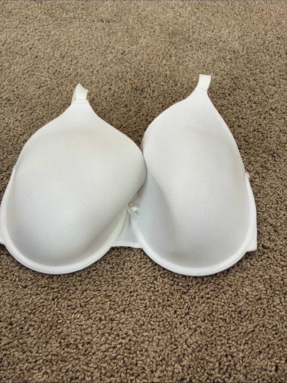 Secret Treasures White Smooth T-Shirt Bra - Seamless Support 38DDD